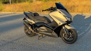 Yamaha TMAX 530 2016 Akrapovic Pintura original