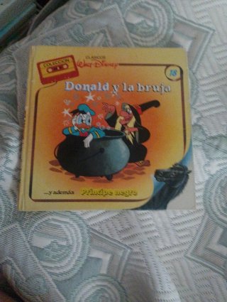 Libro Donald y la Bruja - Clásicos Disney