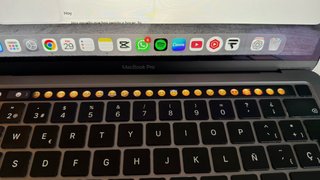 MacBook Pro M1 TouchBar
