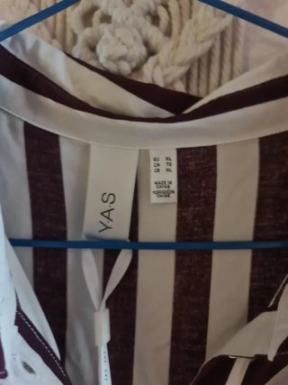 Vestido YAS Rayas Morado y Blanco Talla XL