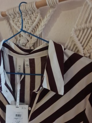 Vestido YAS Rayas Morado y Blanco Talla XL