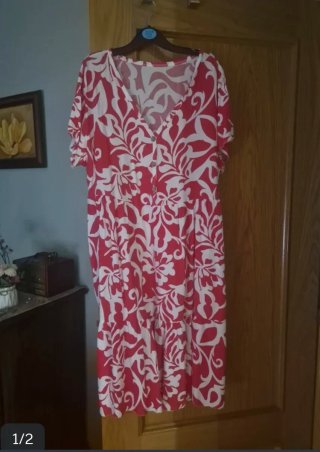 Vestido estampado rojo y blanco