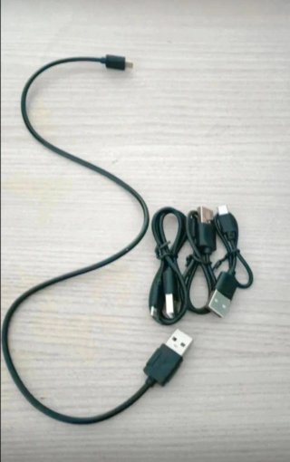 Cables USB y Micro USB nuevos