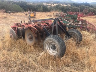 Grada de discos agrícola