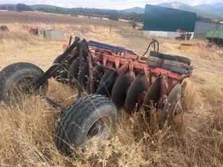 Grada de discos agrícola