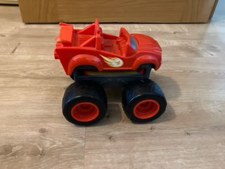 Coche Blaze Volador Juguete