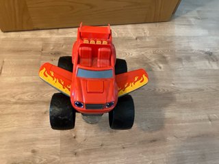 Coche Blaze Volador Juguete