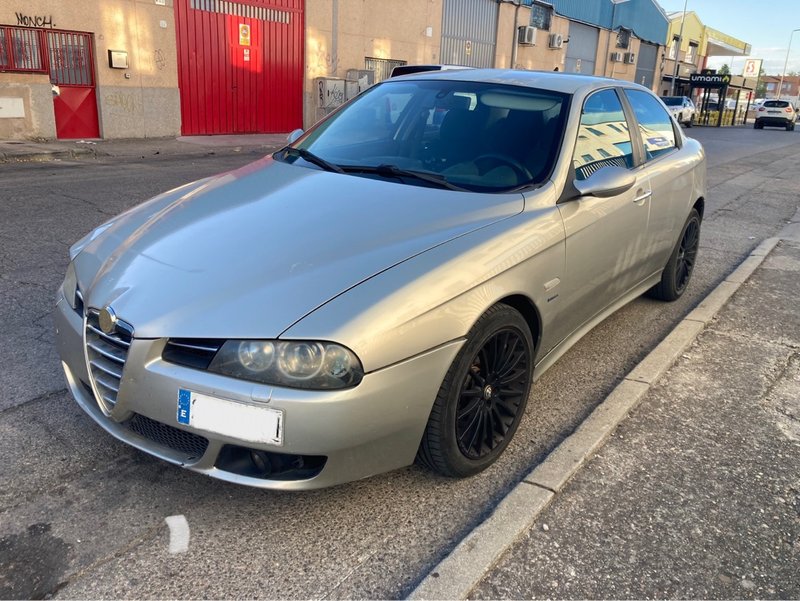 Alfa Romeo 156 2005 - foto 1
