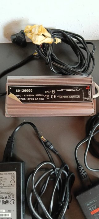 Adaptador Corriente Toshiba PA8706U 12V 1.7A