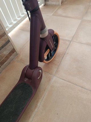 Patinete Decathlon modelo M900