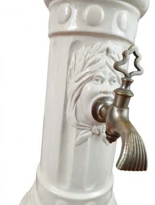 Fonte lavabo con bacinella da terra in ceramica