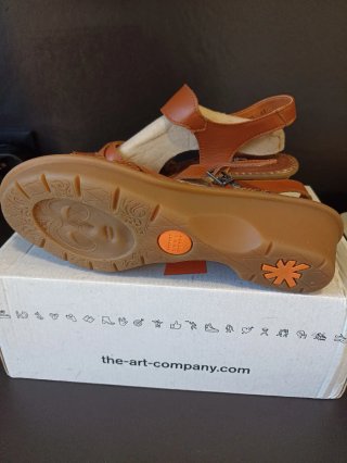 Sandalias ART Piel Marrón Talla 41 nuevas