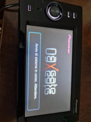 Navigatore Pioneer AVIC-F500BT
