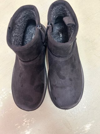 Botas niña Zara T.35 negras