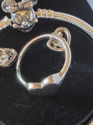 Conjunto Pandora Pulsera y Pendientes Corazón
