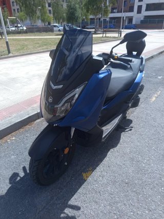 Mitt GTS 125 Azul