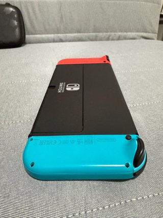 Nintendo Switch OLED Azul/Rojo