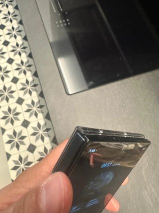 Samsung Galaxy Z Fold 8