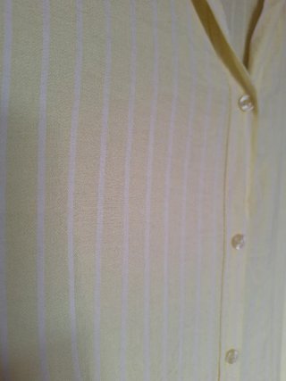 Camisa amarilla con rayas blancas tallas grandes