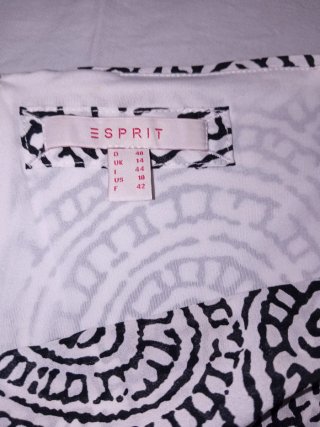 Falda Esprit Estampada 42 3x2 en todos los artícul