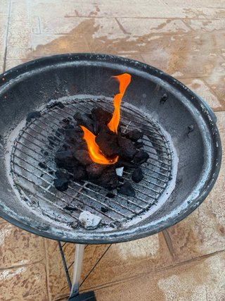 Barbacoa Weber Negra y Plateada