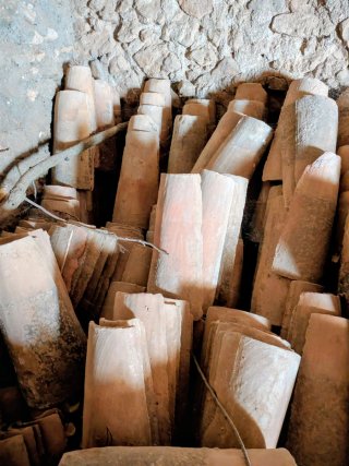 ¡GRATIS! Tejas de barro ~5m³