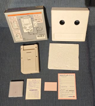 Nintendo Game Boy DMG-01 con Tetris y caja