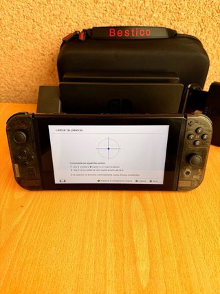 Nintendo Switch V2 + Estuche