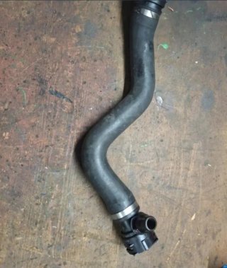 Manguito refrigerante BMW N47 7525641