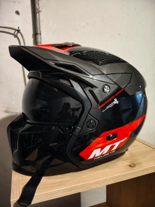 Casco Motocross MT District