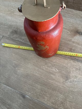 Vecchia lattiera decorata
