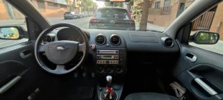 Ford Fiesta  Negro