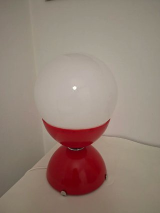 Lampada vintage rossa e bianca