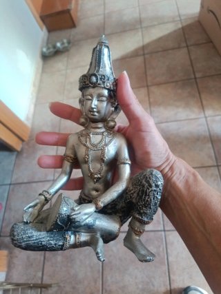 Figura Buda Decoración Plateada