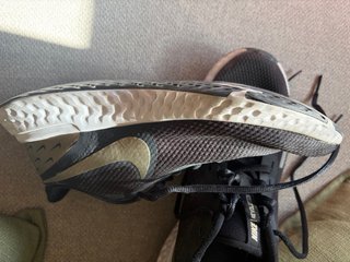 Zapatillas Nike Revolution Mujer Negras/Doradas