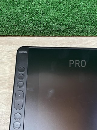 Tablet grafico con schermo HUION Kamvas 13