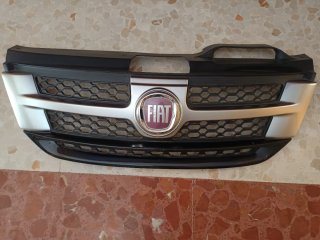 Paragolpes delantero Fiat
