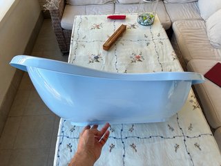 Bañera bebé azul con dibujos
