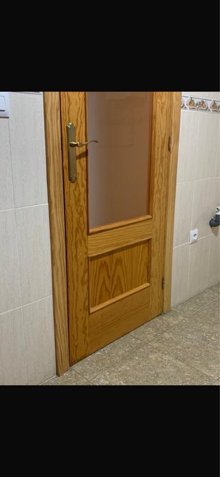 Puertas de madera para vivienda