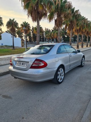 Mercedes-Benz  CLK 2005