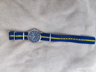 Reloj Massimo Dutti Correa Azul y Amarillo
