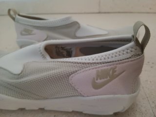 Zapatillas Nike Aqua Turf Talla 40.5 Beige