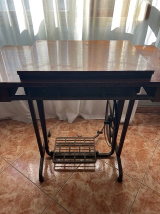 Máquina de coser Singer antigua
