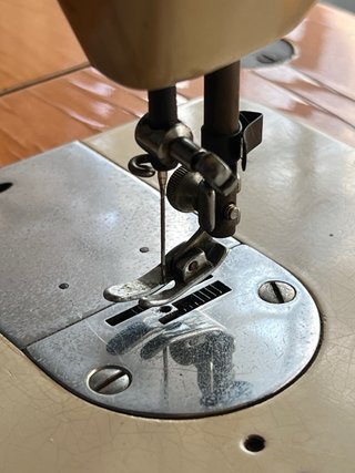 Máquina de coser Singer antigua