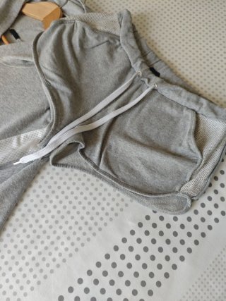 Conjunto Oysho Sudadera y Short Talla M
