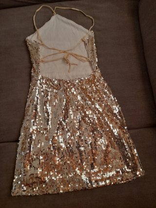 Vestido corto lentejuelas dorado