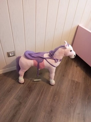Caballito rosa para niña