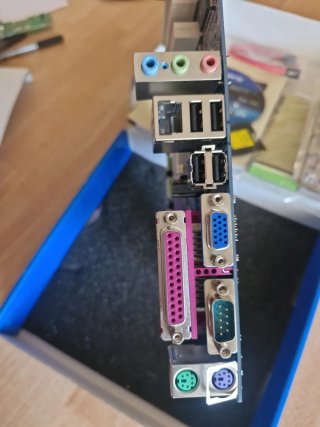 Placa Base Gigabyte P4 Titan LGA 775