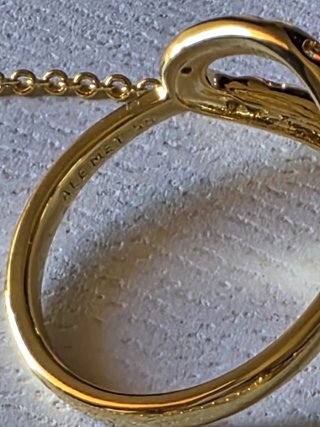 Conjunto Pandora essence: Anillo y Collar Dorado