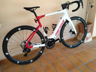 Bicicleta eléctrica Mendiz EF21 con 3000 km.